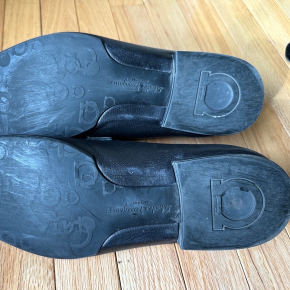 Salvatore Ferragamo Men’s Black Leather Bit Loafers – Size 10.5 2E (Wide) main image 5